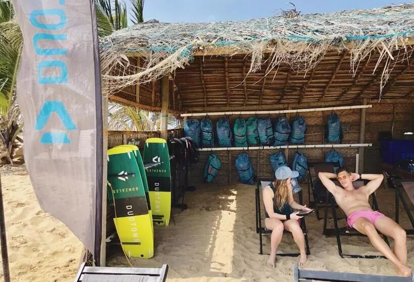 هتل The Rascals Kite Resort