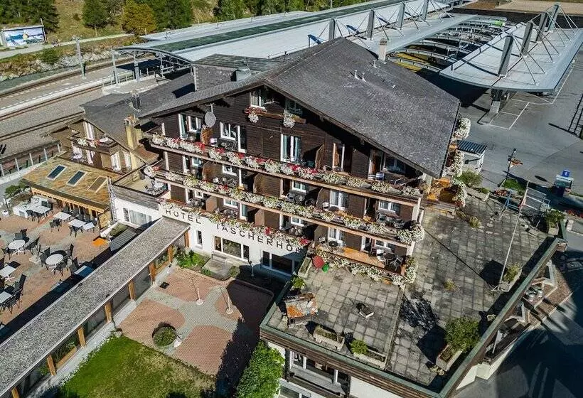 ホテル Täscherhof