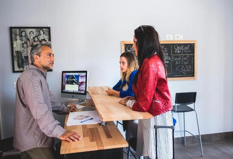 پانسیون Guest House Roma Express