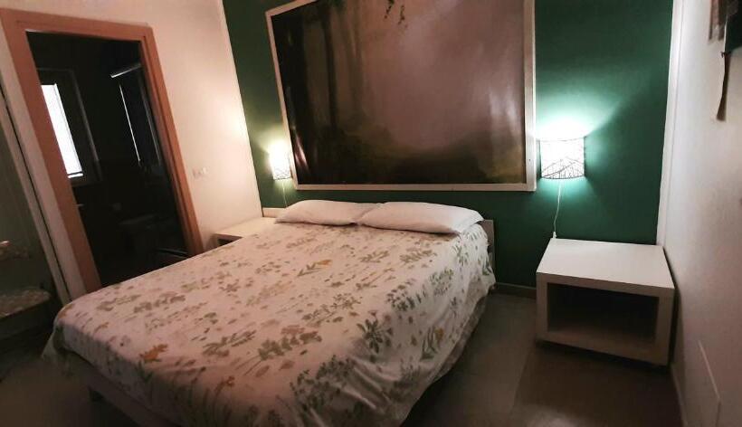 پانسیون Guest House Roma Express