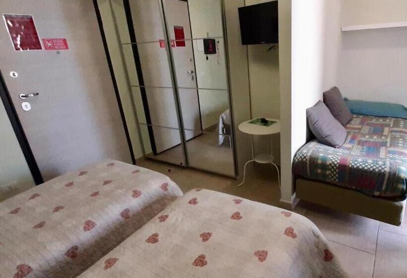 پانسیون Guest House Roma Express