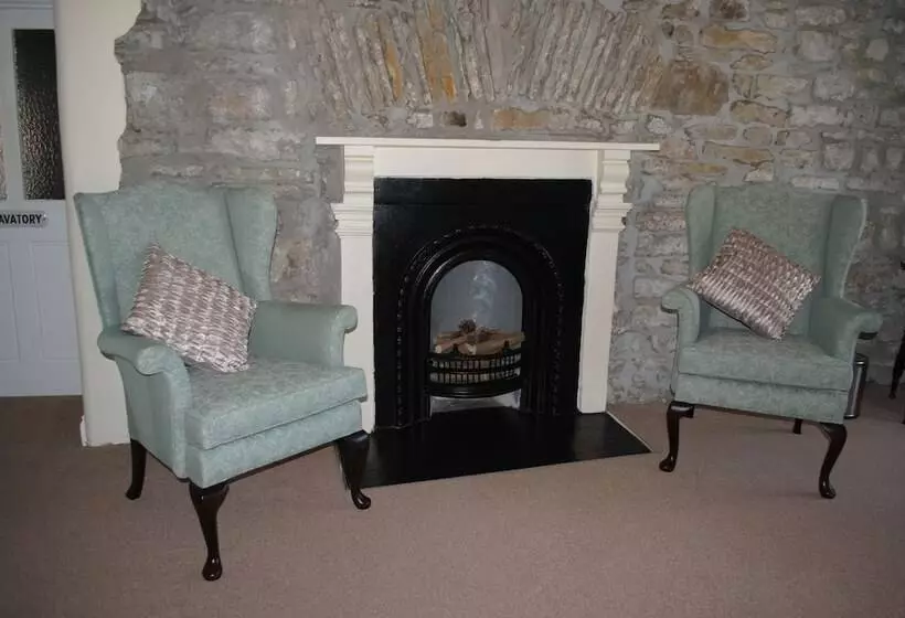 Aamiaismajoitus (B&B) Skeldale House  All Creatures Great & Small  By Maison Parfaite   Luxury Apartments & Studios In Ask