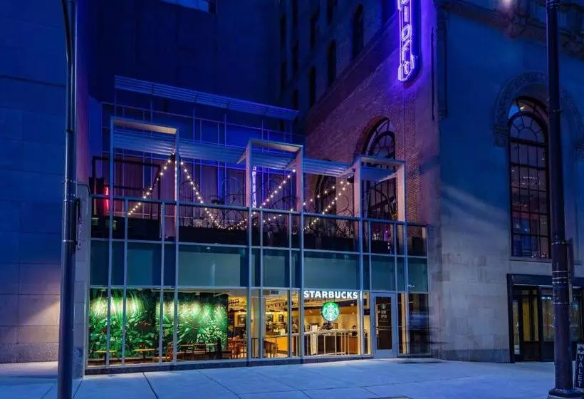 هتل Aloft Philadelphia Downtown