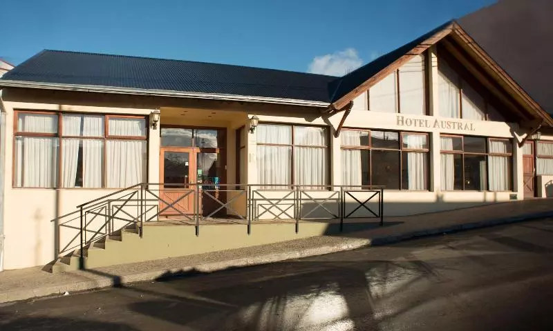 هتل Austral Ushuaia