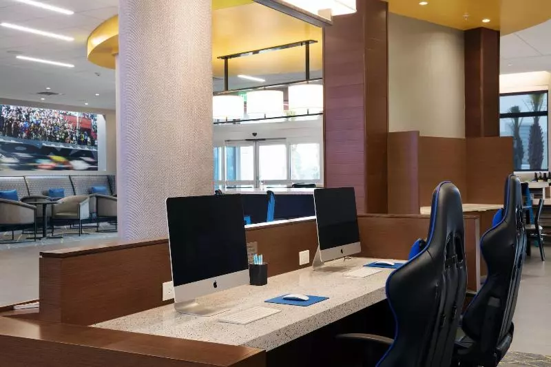 هتل Fairfield Inn & Suites By Marriott Daytona Beach Speedway/airport