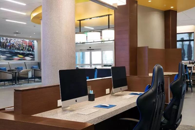 هتل Fairfield Inn & Suites By Marriott Daytona Beach Speedway/airport