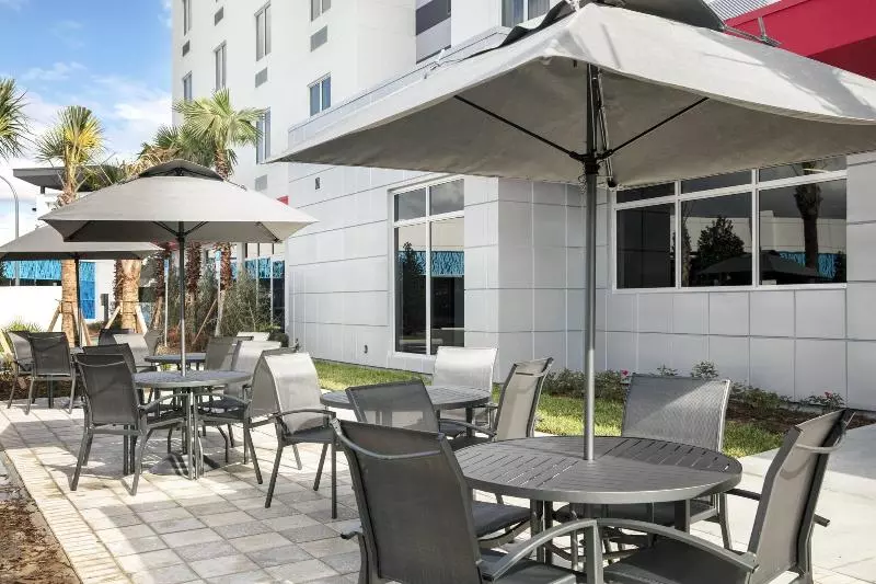 هتل Fairfield Inn & Suites By Marriott Daytona Beach Speedway/airport