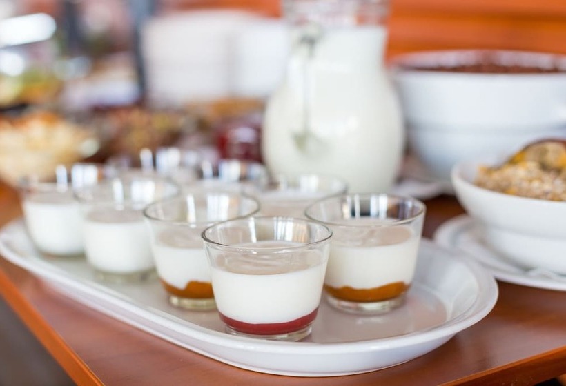 בית מלון כפרי Grand Jules Boat