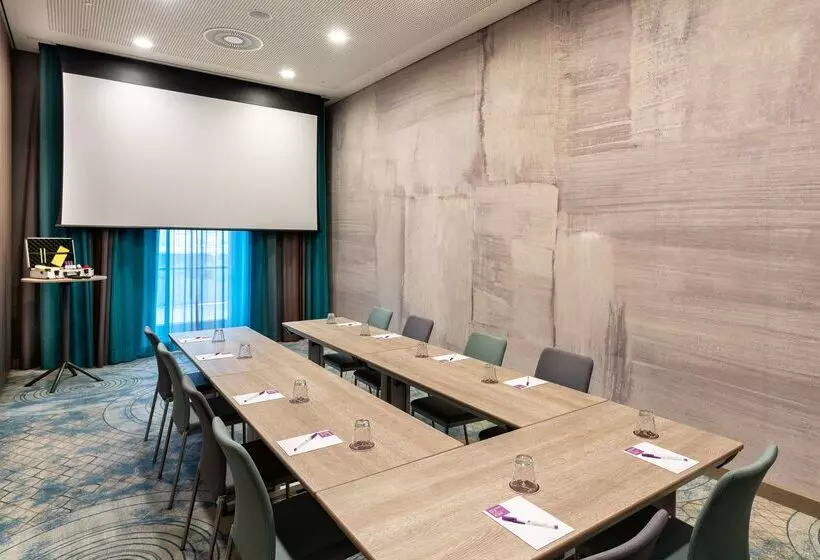 هتل Hyatt Place Frankfurt Airport