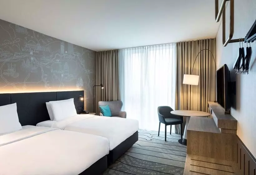 هتل Hyatt Place Frankfurt Airport