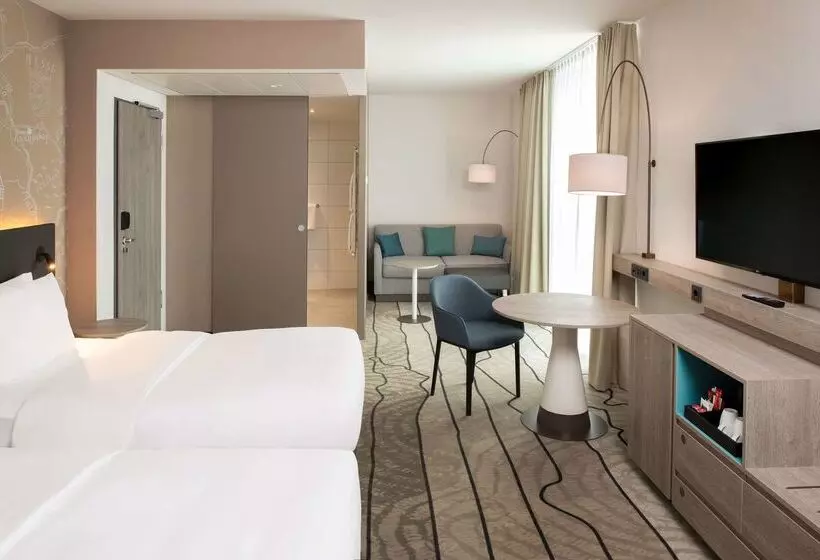 هتل Hyatt Place Frankfurt Airport