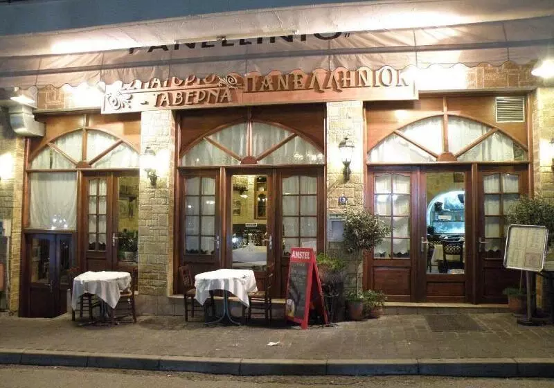 Hotelli Guesthouse Iridanos