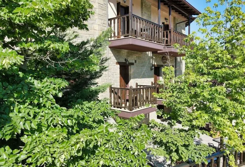 Hotelli Guesthouse Iridanos