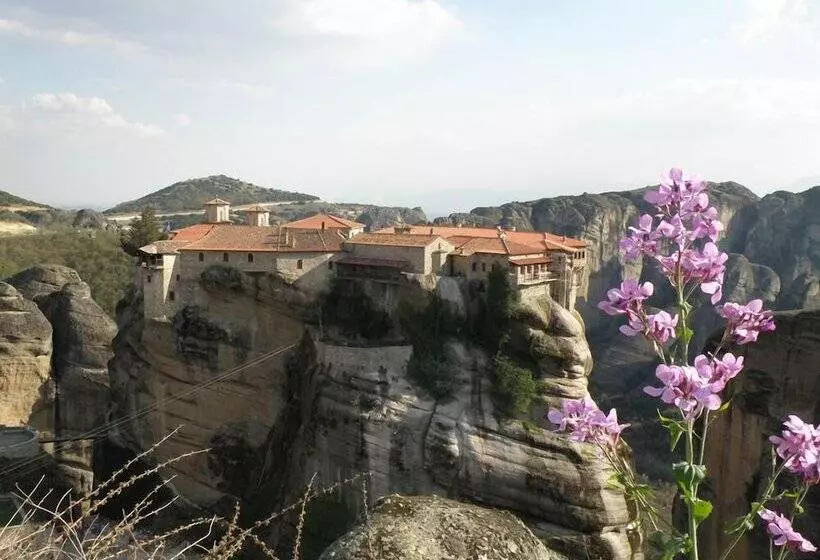 Hotelli Guesthouse Iridanos