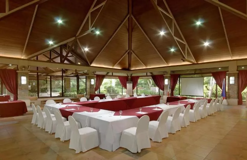 Mithi Resort & Spa