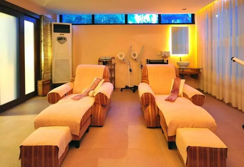 Mithi Resort & Spa