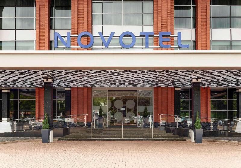Novotel London Heathrow Airport T1 T2 And T3