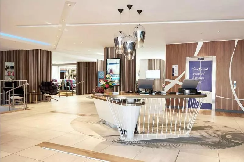 Novotel London Heathrow Airport T1 T2 And T3