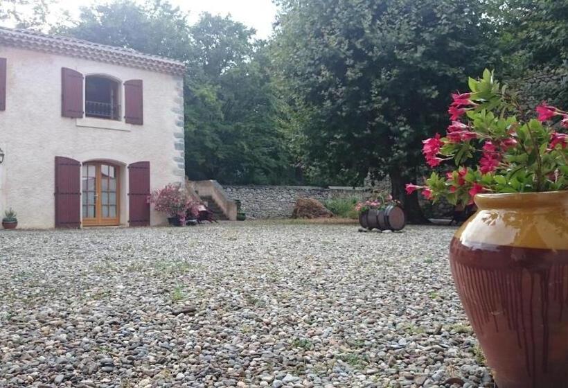 ペンション Relais De Laval