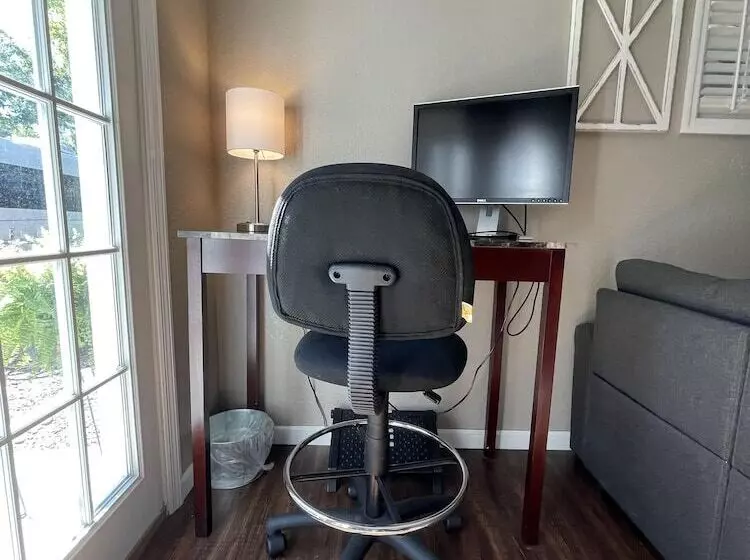 The Olde Mill Inn Bed & Breakfast