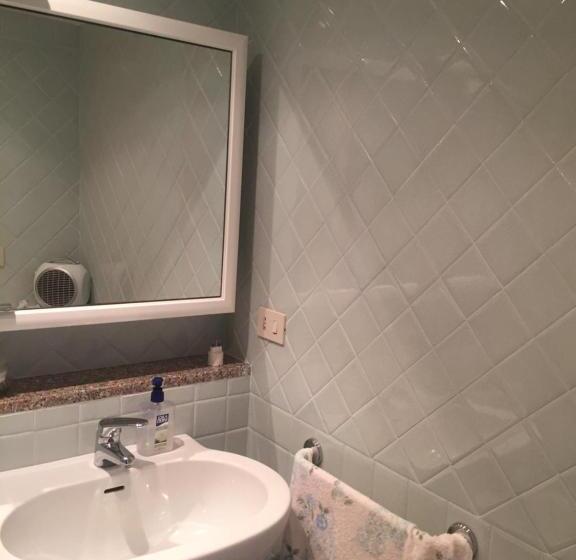 Porto Coda Cavallo Salina Bamba