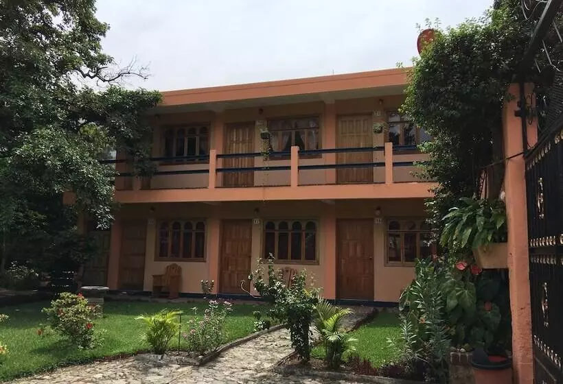 Grand Hotel Panajachel