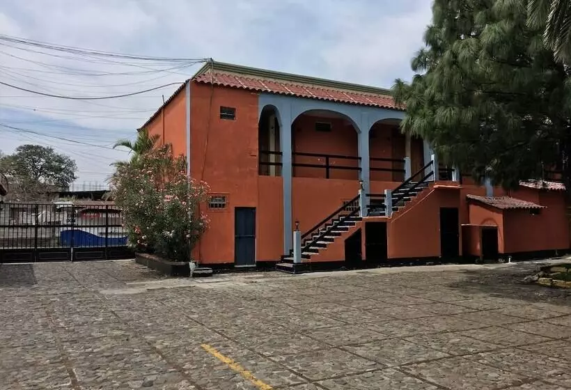 Grand Hotel Panajachel