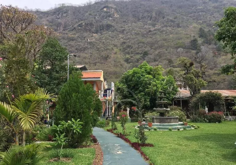 Grand Hotel Panajachel