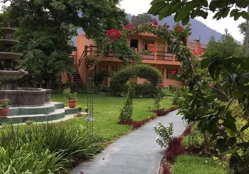 Grand Hotel Panajachel