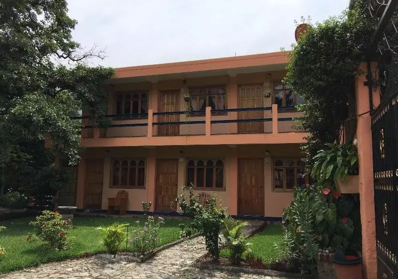 Grand Hotel Panajachel
