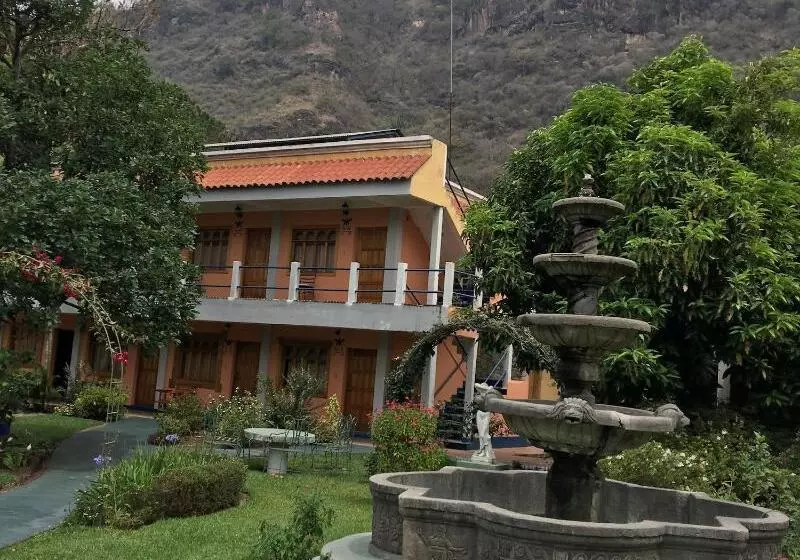 Grand Hotel Panajachel