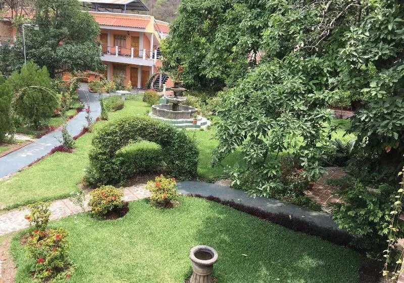 Grand Hotel Panajachel
