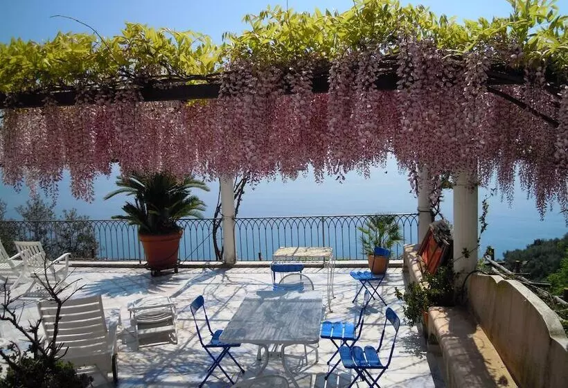 Hotelli B&b I Limoni