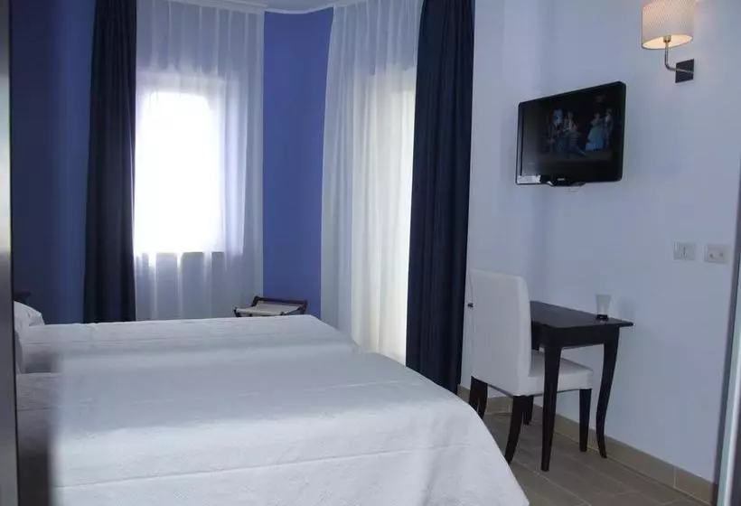 هتل B&b Neapolis
