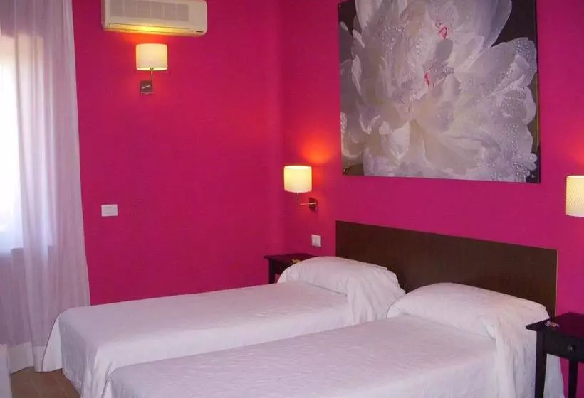هتل B&b Neapolis