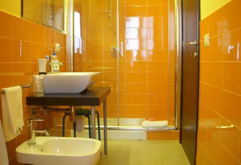 هتل B&b Neapolis