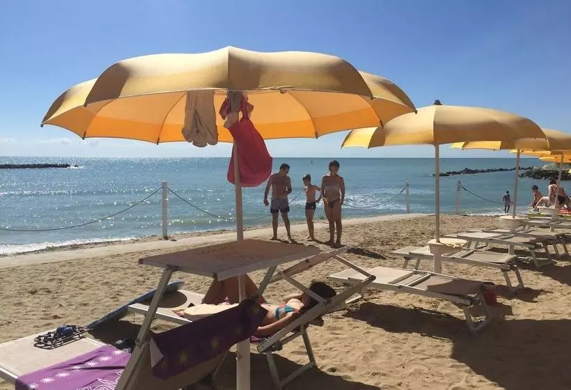 ホテル Girasole Eco Family Village