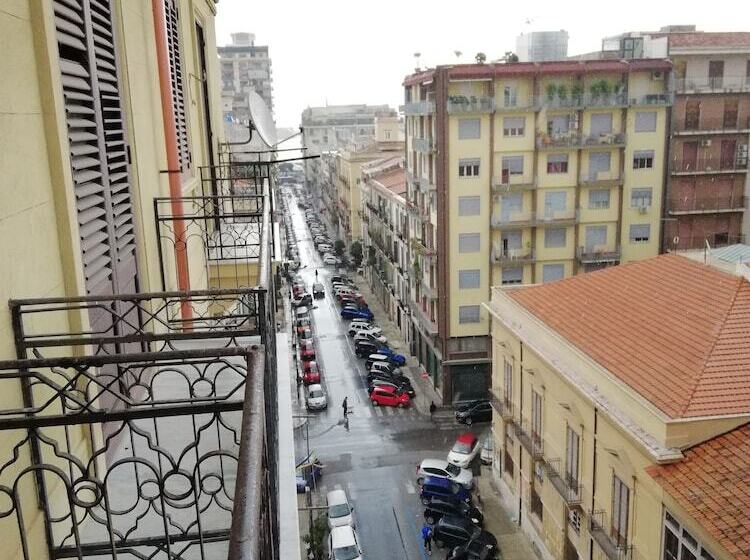 酒店 Palermo Amari