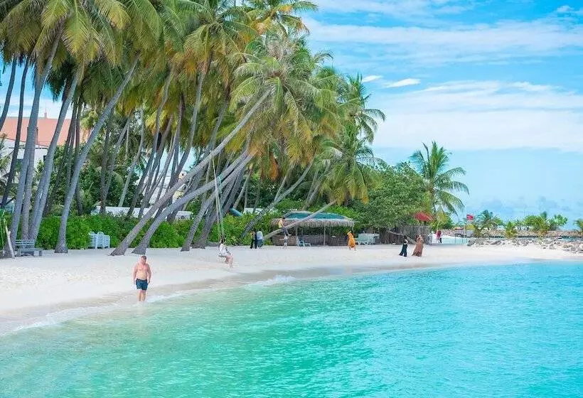 هتل Select Village Maafushi