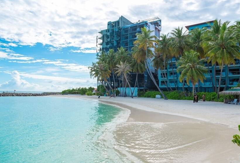 هتل Select Village Maafushi