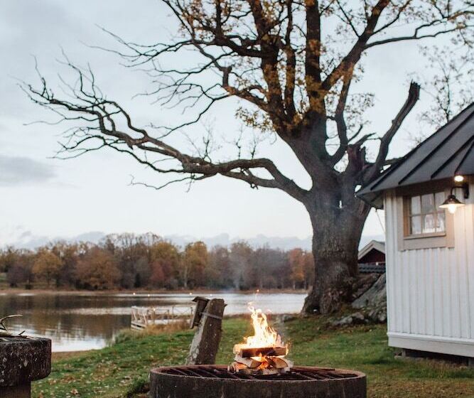 בית מלון כפרי Wallby Säteri