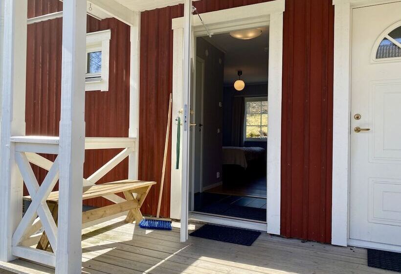 בית מלון כפרי Wallby Säteri