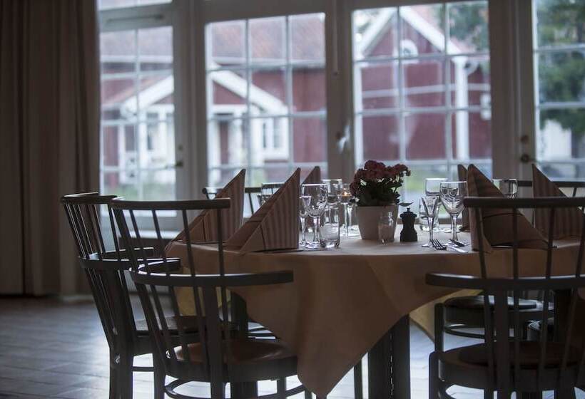 בית מלון כפרי Wallby Säteri