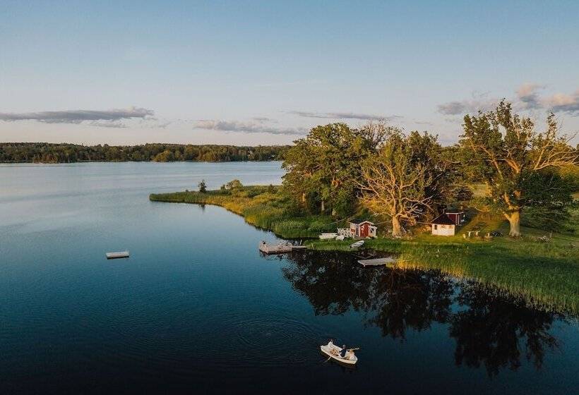 בית מלון כפרי Wallby Säteri