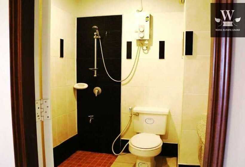 Отель Wangburapa Grand