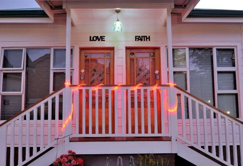 Knock Out View Clarens