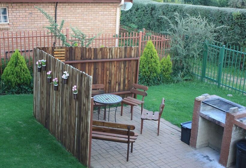 Knock Out View Clarens