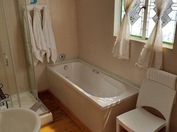 Knock Out View Clarens