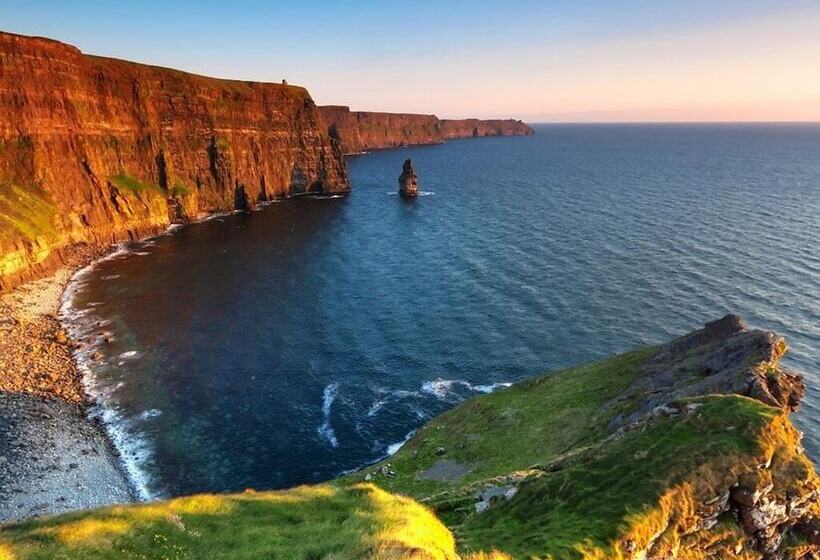 Пансион Armada House