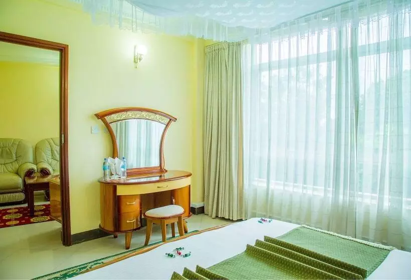 Hotel Arusha Corridor Spring